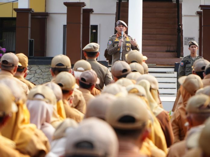 Bupati Rahmat Trianto